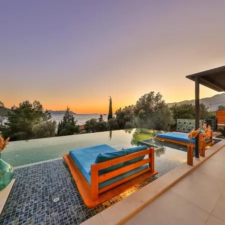 Villa Siren, Female Housekeeper Kaş